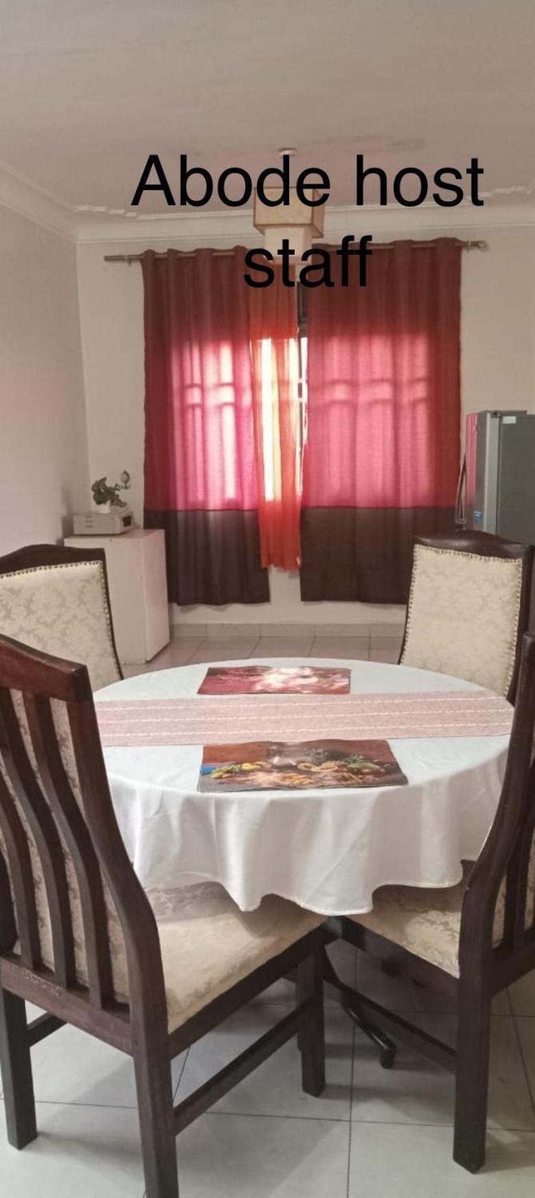 The Abode Apartments Lake View & Breakfast Suite Near Beach Entebbe Buitenkant foto